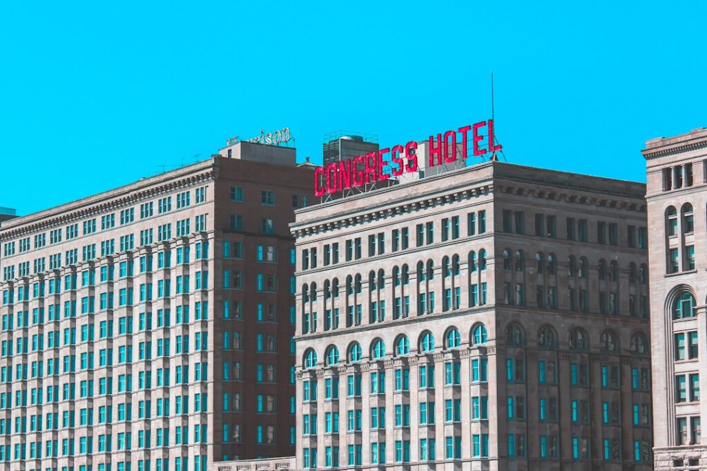 découvrez des hôtels cinq étoiles abordables offrant luxe et confort à prix réduits pour un séjour exceptionnel sans vous ruiner.